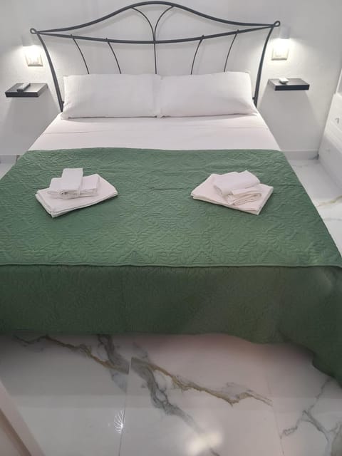 Casa Coronas-Domo de zizzi Bed and Breakfast in Orosei