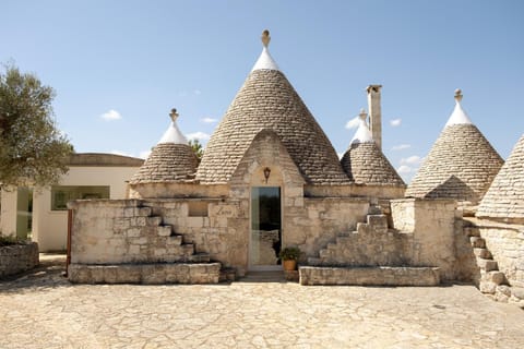 Trulli Lucia - Monte Papa Private Villa with Pool Villa in Province of Taranto