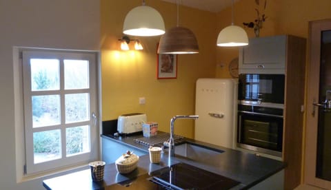 Mas Des Treilles - Gîte 'Côté Campagne' Apartment in Forcalquier