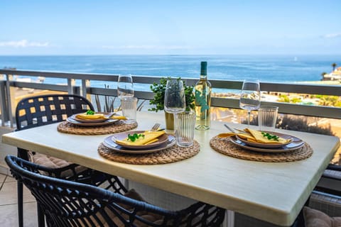 Natural landscape, View (from property/room), Balcony/Terrace, Balcony/Terrace, Sea view