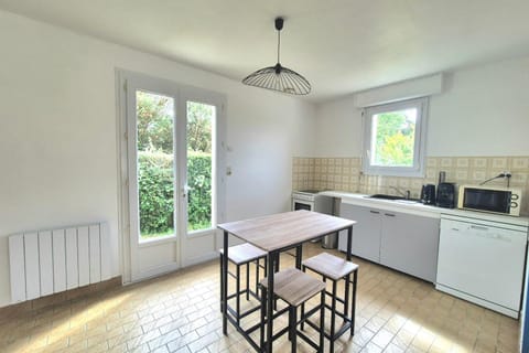 Large family house - near beach House in Brittany