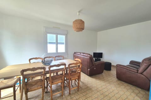 Large family house - near beach House in Brittany