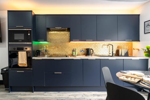 Bushmills Stunning Apt 4 with patio & BBQ Apartment in Northern Ireland