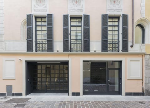 Property building, Spring