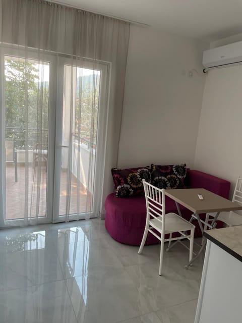 Apartments Lipa Bed and Breakfast in Budva