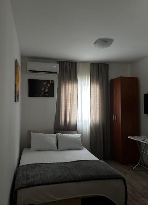 Apartments Lipa Bed and Breakfast in Budva