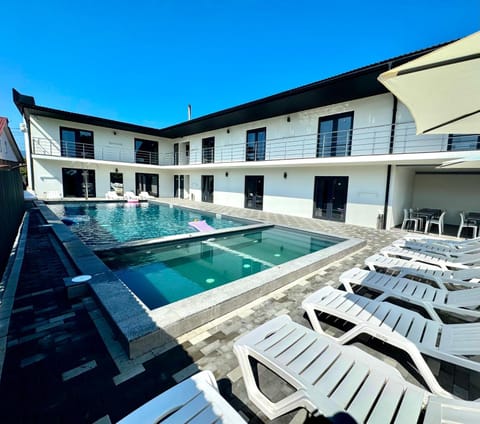 Patio, Pool view, Swimming pool, sunbed