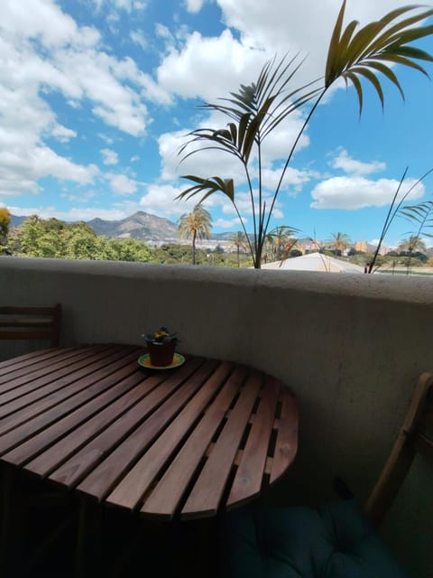 Balcony/Terrace, Mountain view