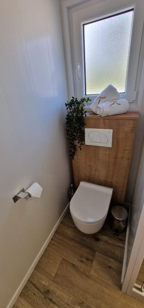 Mobile home K Campground/
RV Resort in Biograd na Moru