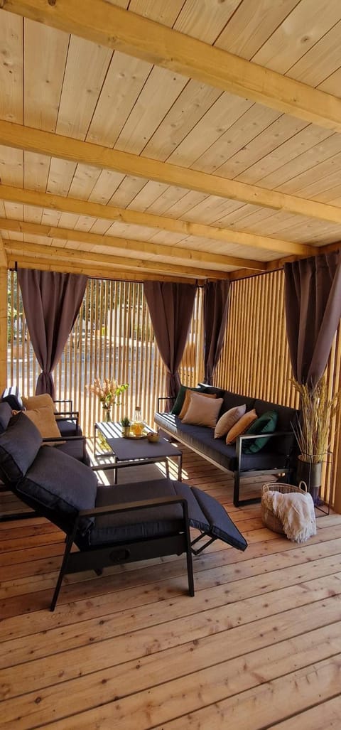 Mobile home K Campground/
RV Resort in Biograd na Moru