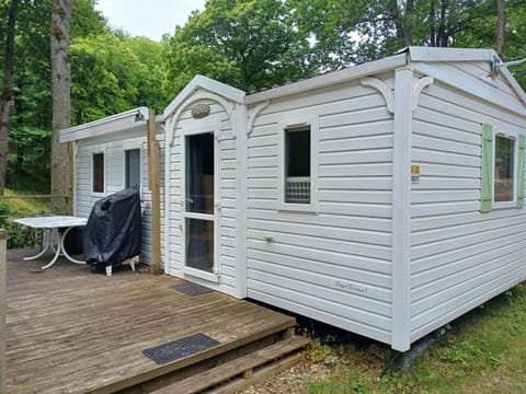 Mobil home paisible Campground/
RV Resort in Île-de-France