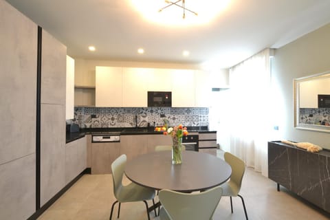 Seating area, Communal kitchen