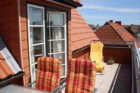 Summer, BBQ facilities, Balcony/Terrace