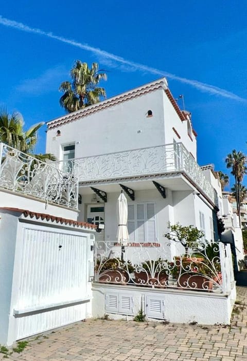 Villa Solaris Villa in Sanremo