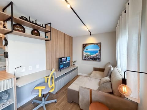 TV and multimedia, Living room, Business facilities