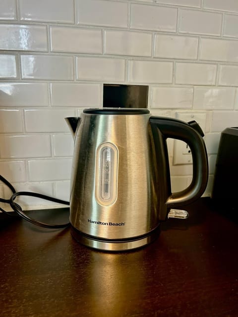 Coffee/tea facilities, Kitchen or kitchenette