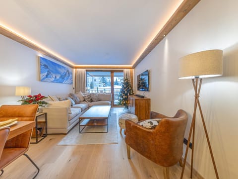 Appartement de Standing avec Piscine, Sauna et Hammam à Val-d'Isère - FR-1-694-426 Apartment in Val dIsere