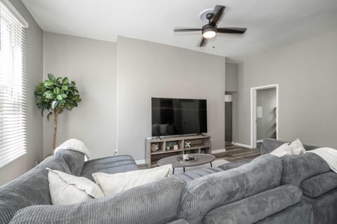 Queen City Grand House House in Cincinnati