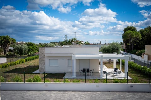 LikeHome Taranto - 2 ville indipendenti Villa in Province of Taranto