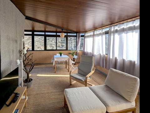 TV and multimedia, Balcony/Terrace, Living room, Seating area