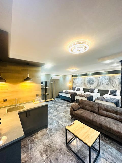 Bed, Bedroom, kitchen