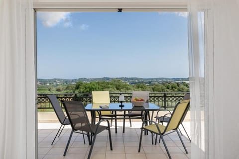 View (from property/room), Balcony/Terrace