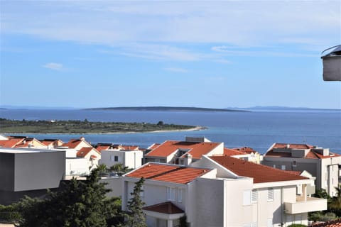 City view, Sea view