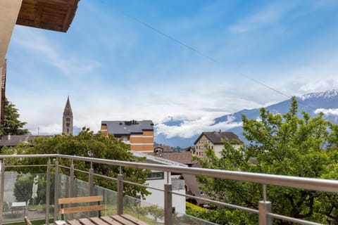 Spring, Day, Natural landscape, View (from property/room), Balcony/Terrace