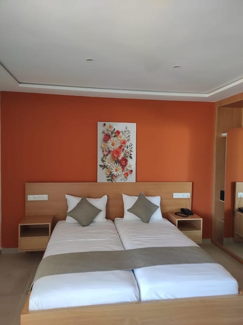 Bed, Photo of the whole room