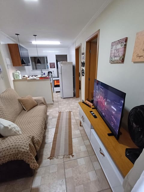 Apartamento tipo casa linda e confortavel na Penha RJ Próximo ao Ciaa Marinha - Cefan - Casa do Marinheiro - Lespan - Ciaga - Advec Apartment in Rio de Janeiro