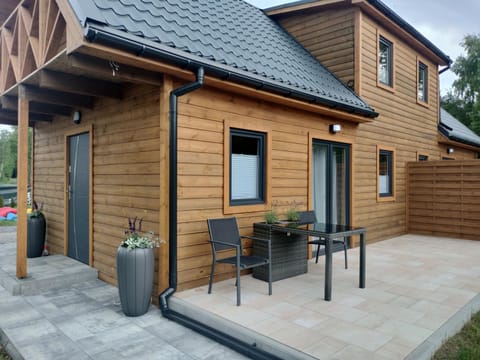 La Cabane Family House in West Pomeranian Voivodeship, Poland