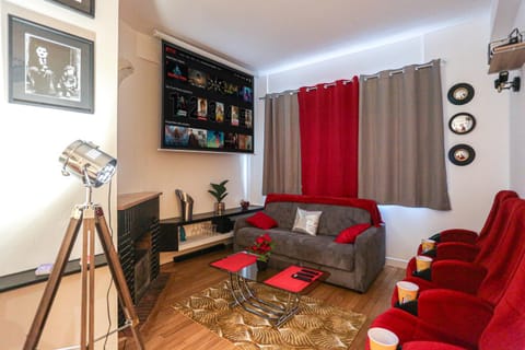 TV and multimedia, Living room, Parking, internet