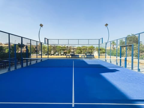 Day, Squash, Tennis court