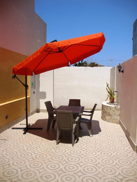 BBQ facilities, Balcony/Terrace