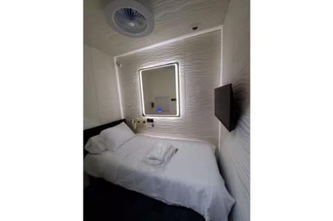 Budget-Friendly Stay and Free Coffee Downtown Hotel in South Loop