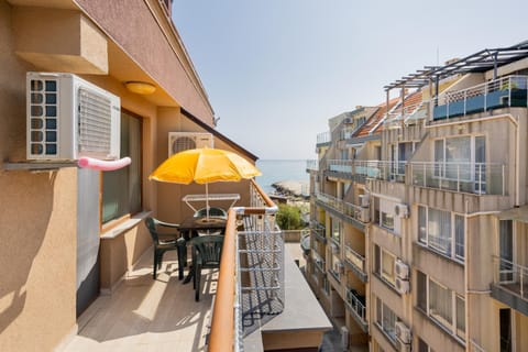 View (from property/room), Balcony/Terrace, Sea view