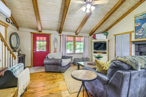 Hike, Swim and Fish Lakefront Cabin in Roach! Cabin in Lake of the Ozarks