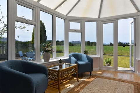 Seating area, Garden view, sunbed