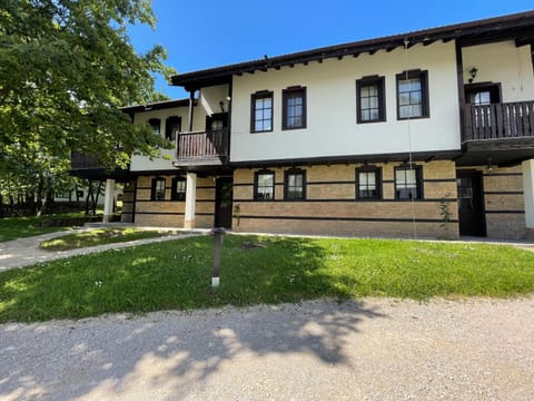 Property building, Spring, Day