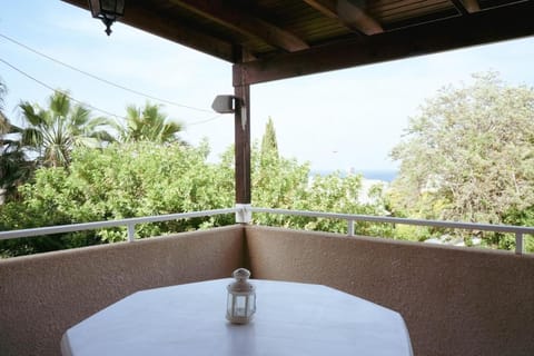 Day, Natural landscape, View (from property/room), Balcony/Terrace, Dining area