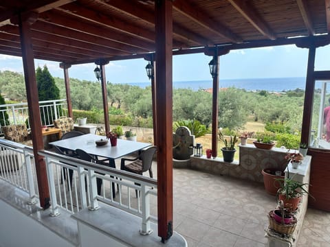 Natural landscape, Garden, Balcony/Terrace, Sea view