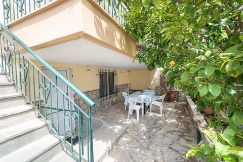 My Sunflower Apartment in Halkidiki