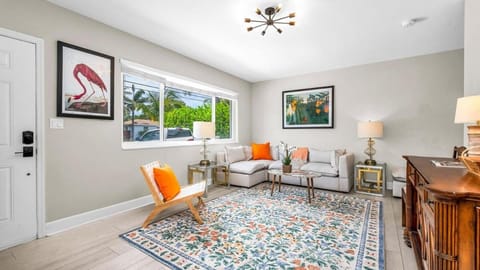 Casa Chic El Cid House in Lake Worth