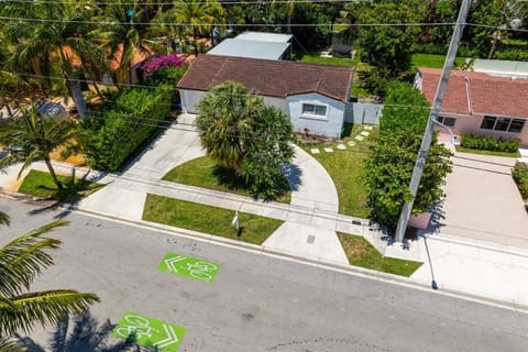 Casa Chic El Cid House in Lake Worth