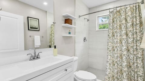 Casa Chic El Cid House in Lake Worth