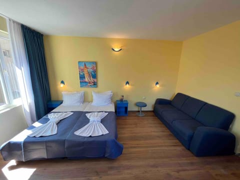 Bed, Living room, Photo of the whole room