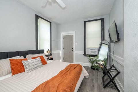 Chic Modern Gem with Style Suites House in Cincinnati