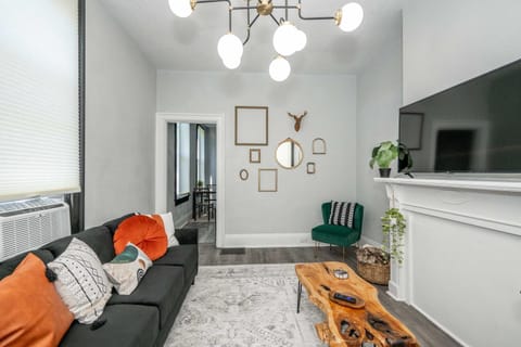 Chic Modern Gem with Style Suites House in Cincinnati