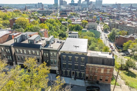 Queen City Views 4 Chic Apt Apartment in Over The Rhine