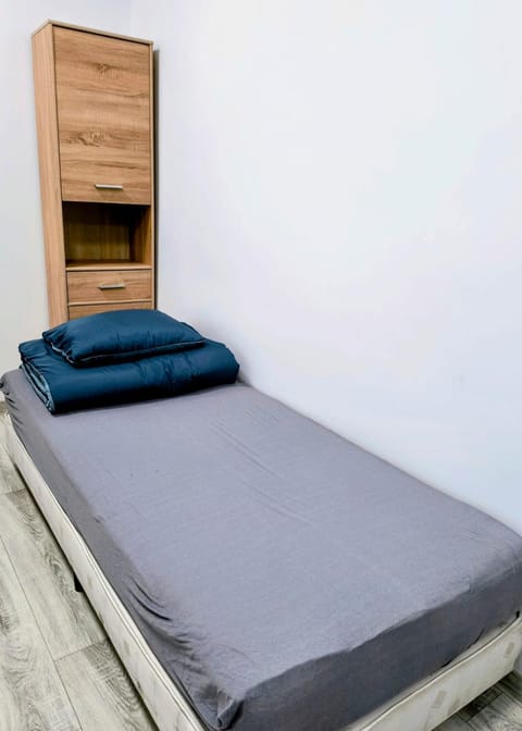Bed, Photo of the whole room, Guests